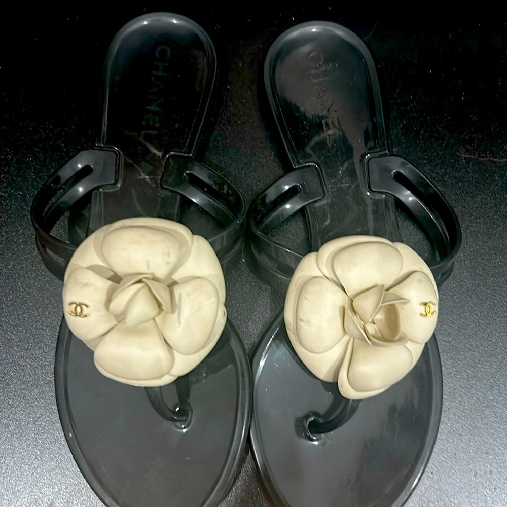 Chanel Flip Flop Jelly with Camelia 37